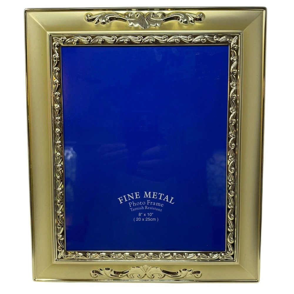 Vintage Gold Tone Ornate Picture‎ Frame 8x10 Velvet Back Tabletop Wall 1980s